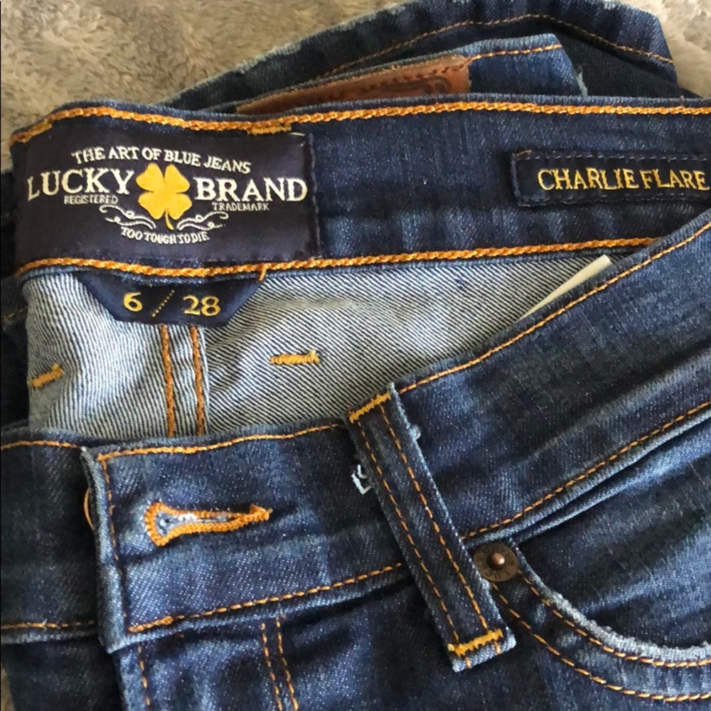 Lucky Brand Jeans Size 6/28 brand new!